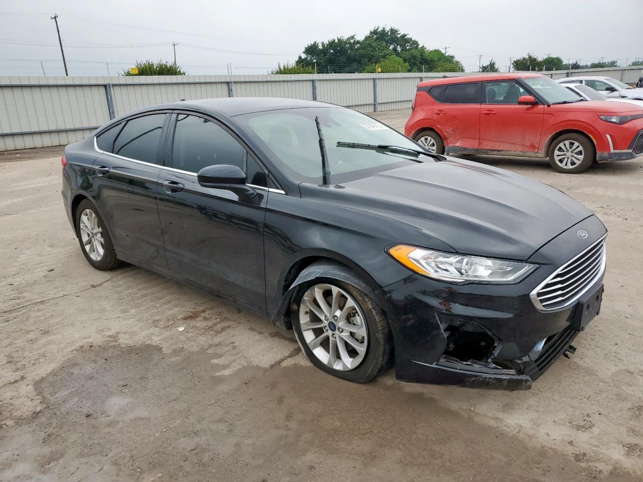 2020 Ford Fusion Se - Image 4