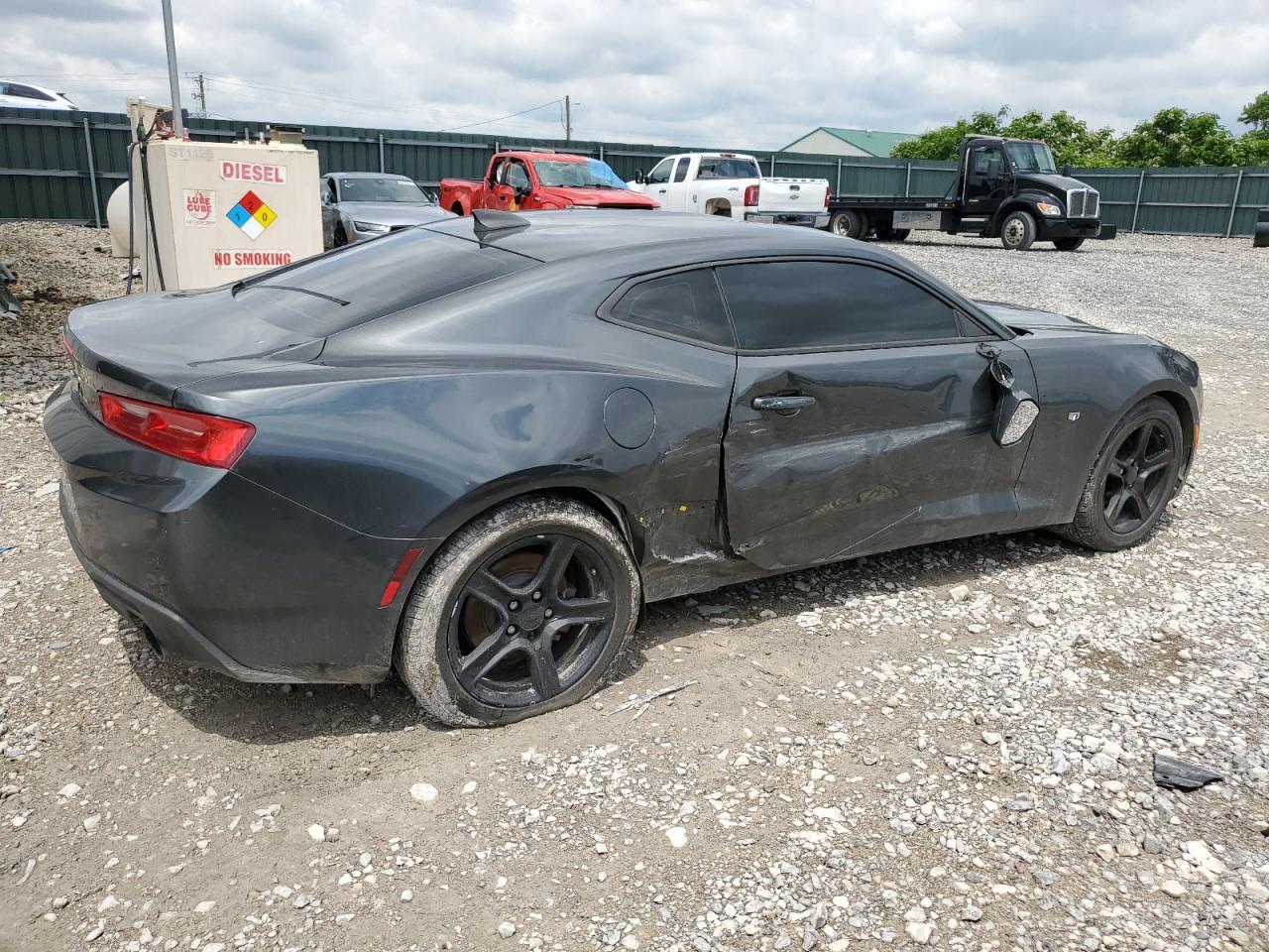 2017 Chevrolet Camaro Lt - Image 3