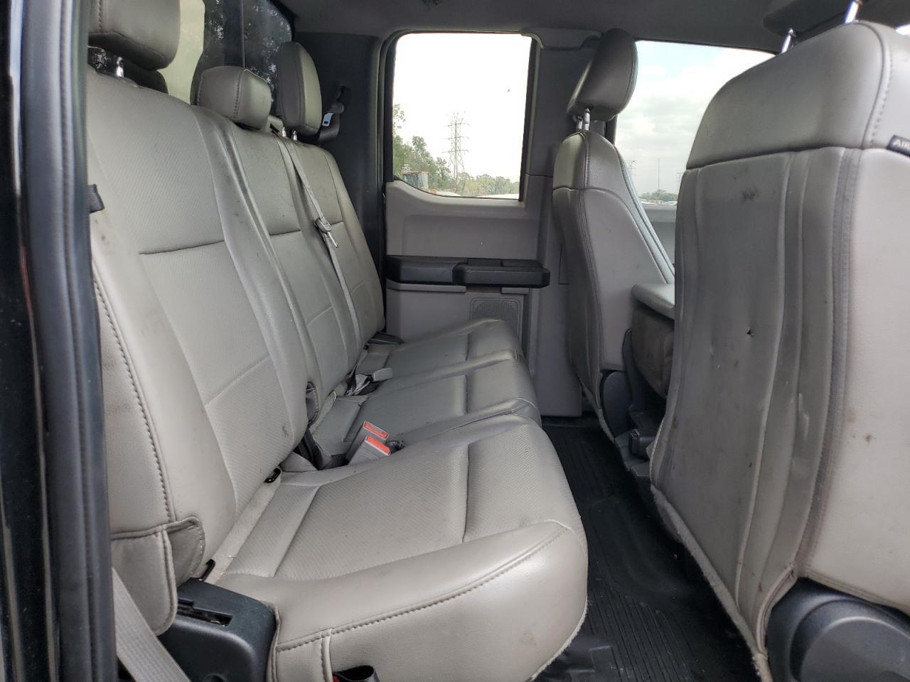 2019 Ford F250 Super Duty - Фото 6