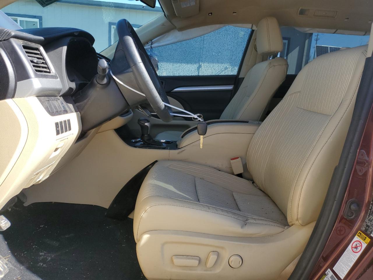 2015 Toyota Highlander Le - Фото 7