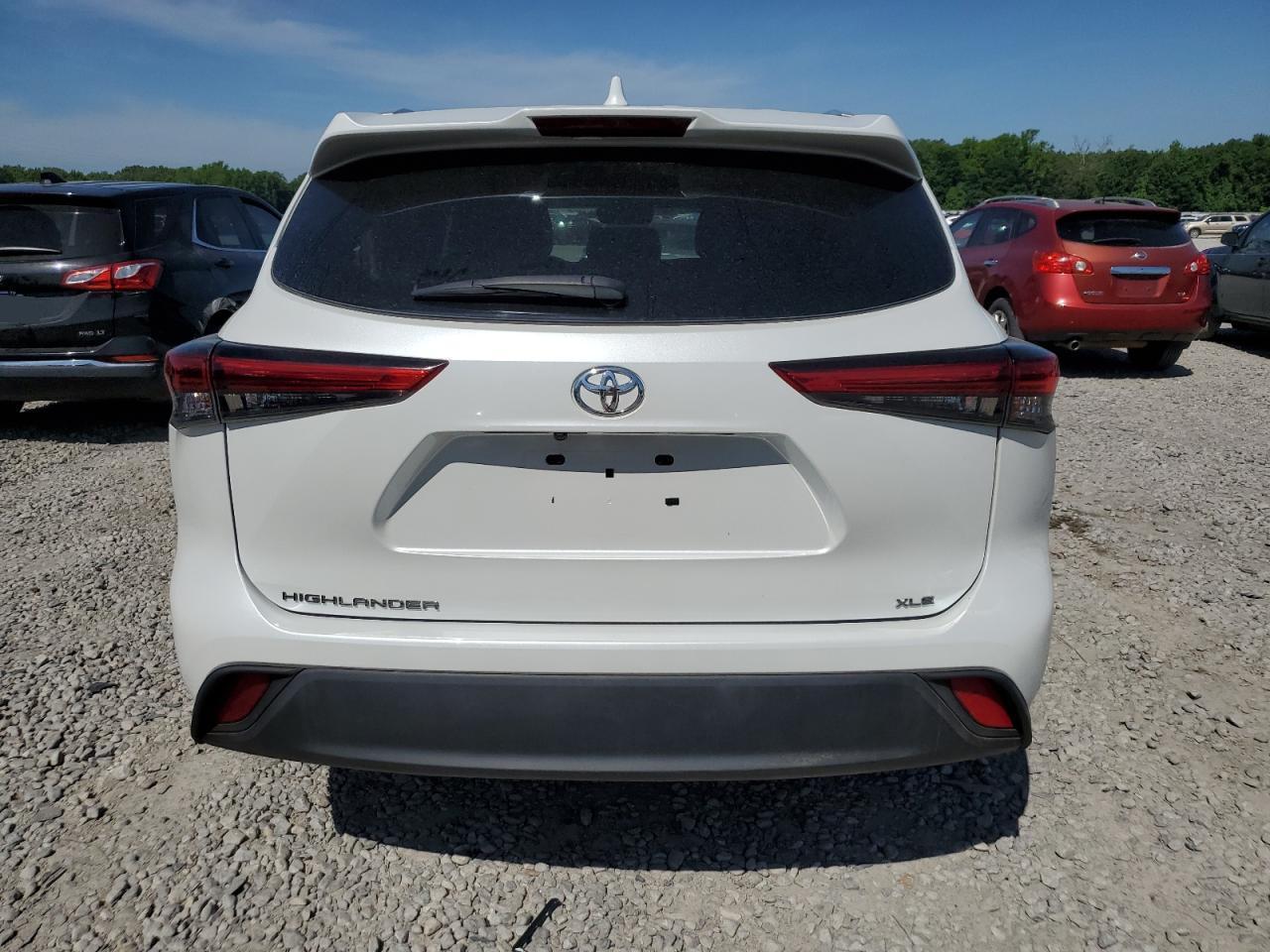 2022 Toyota Highlander Xle - Image 6