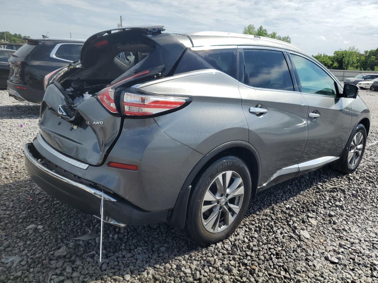 2015 Nissan Murano S - Image 3