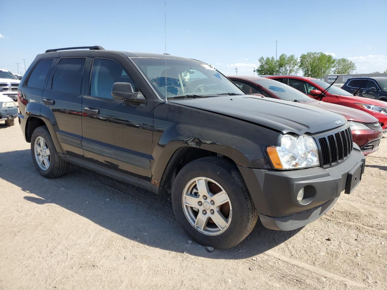 2006 Jeep Grand Cherokee Laredo - Image 4