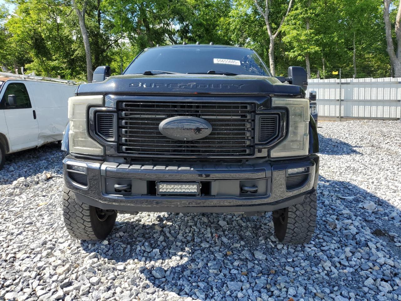 2022 Ford F450 Super Duty - Image 5