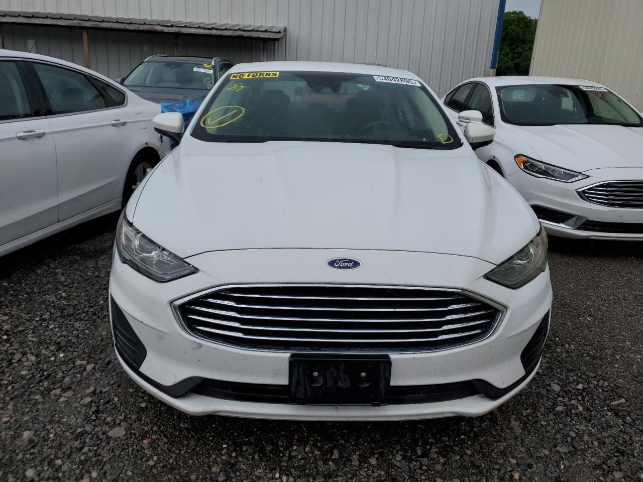 2019 Ford Fusion Se - Image 5