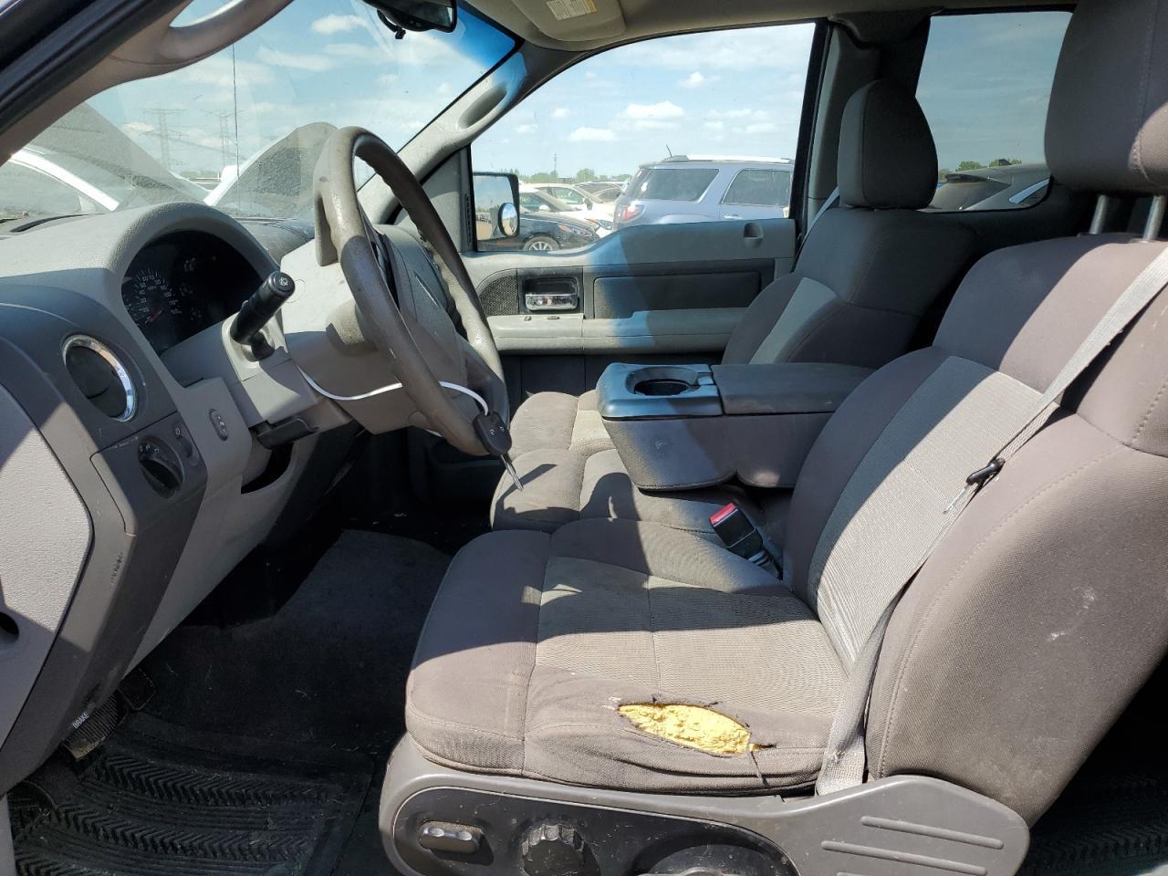 2004 Ford F150 - Image 7