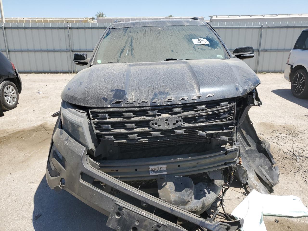 2017 Ford Explorer Sport - Image 5