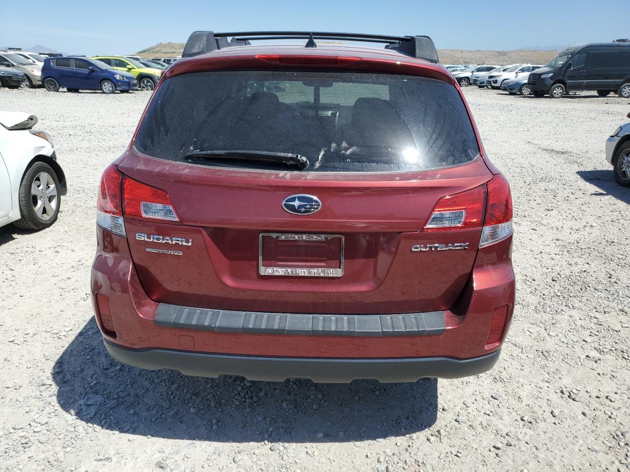 2014 Subaru Outback 2.5I Premium - Image 6