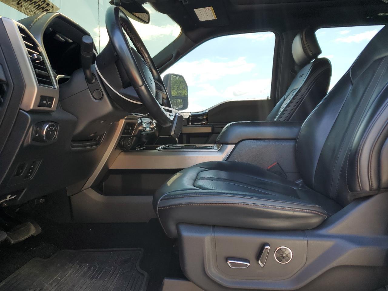 2022 Ford F450 Super Duty - Image 7
