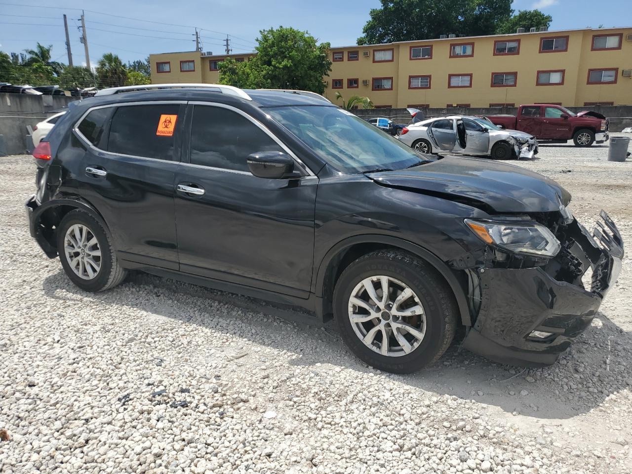 2017 Nissan Rogue S - Фото 4