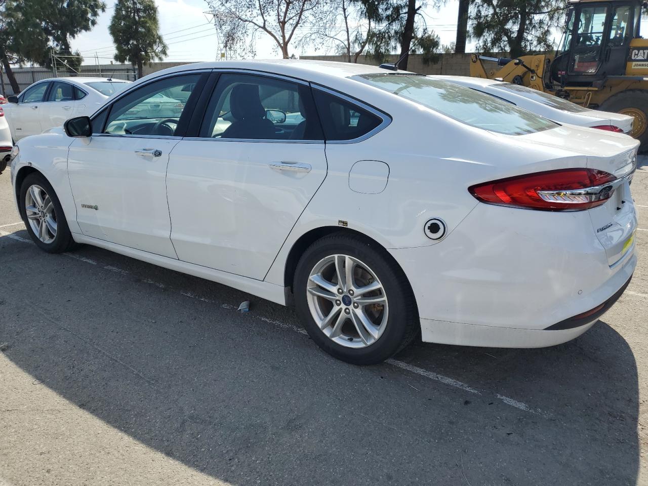 2018 Ford Fusion Se Hybrid - Image 2