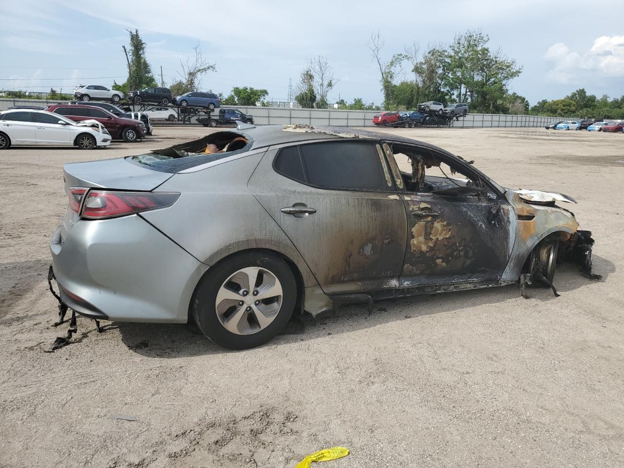 2016 Kia Optima Hybrid - Image 3