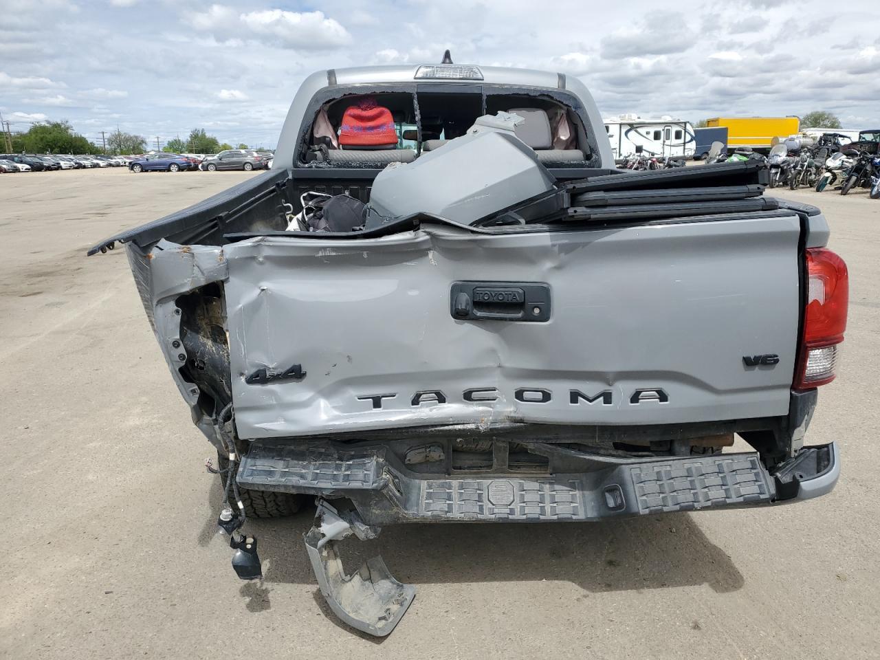 2020 Toyota Tacoma Double Cab - Image 6