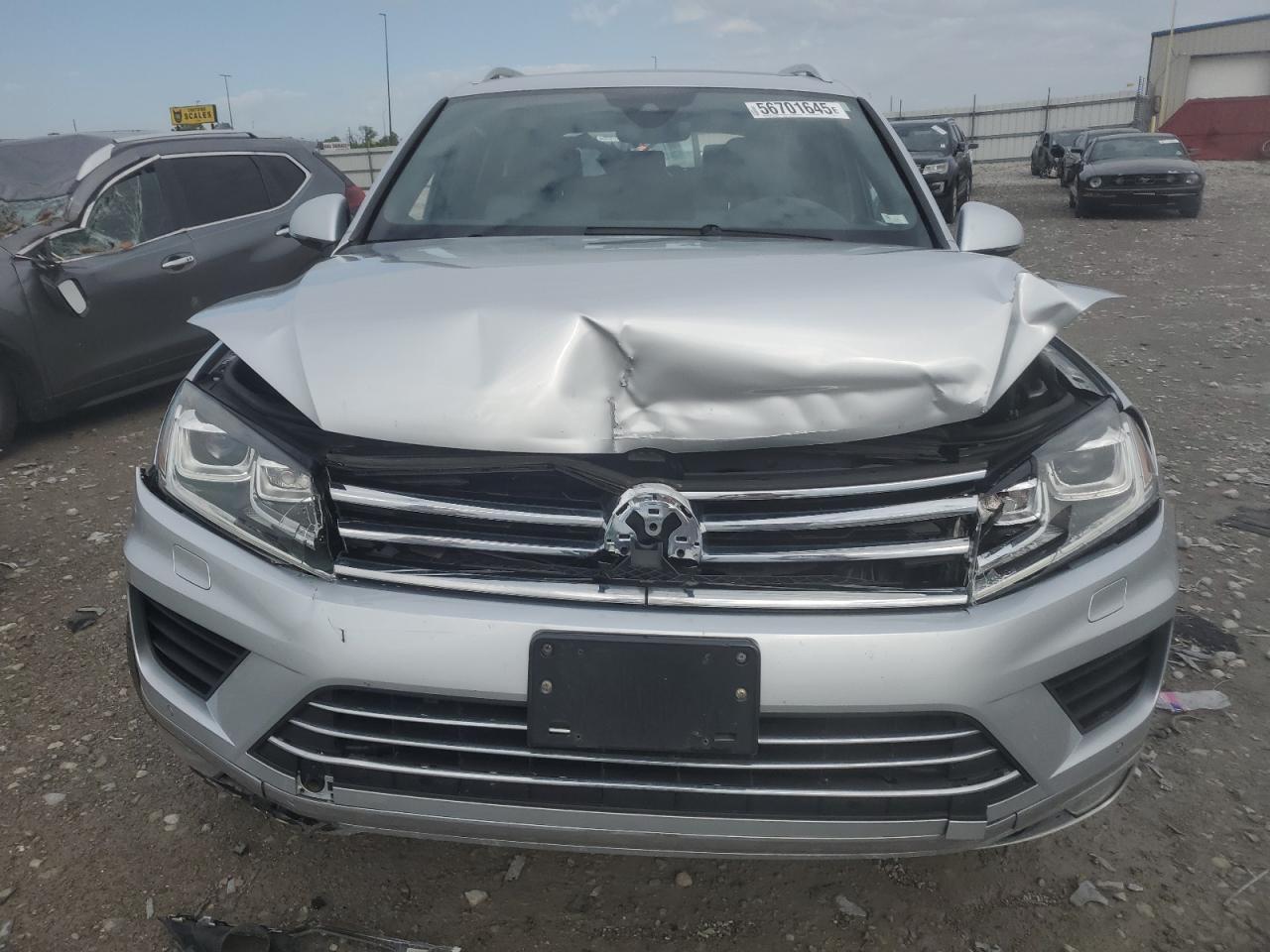 2017 Volkswagen Touareg - Фото 5