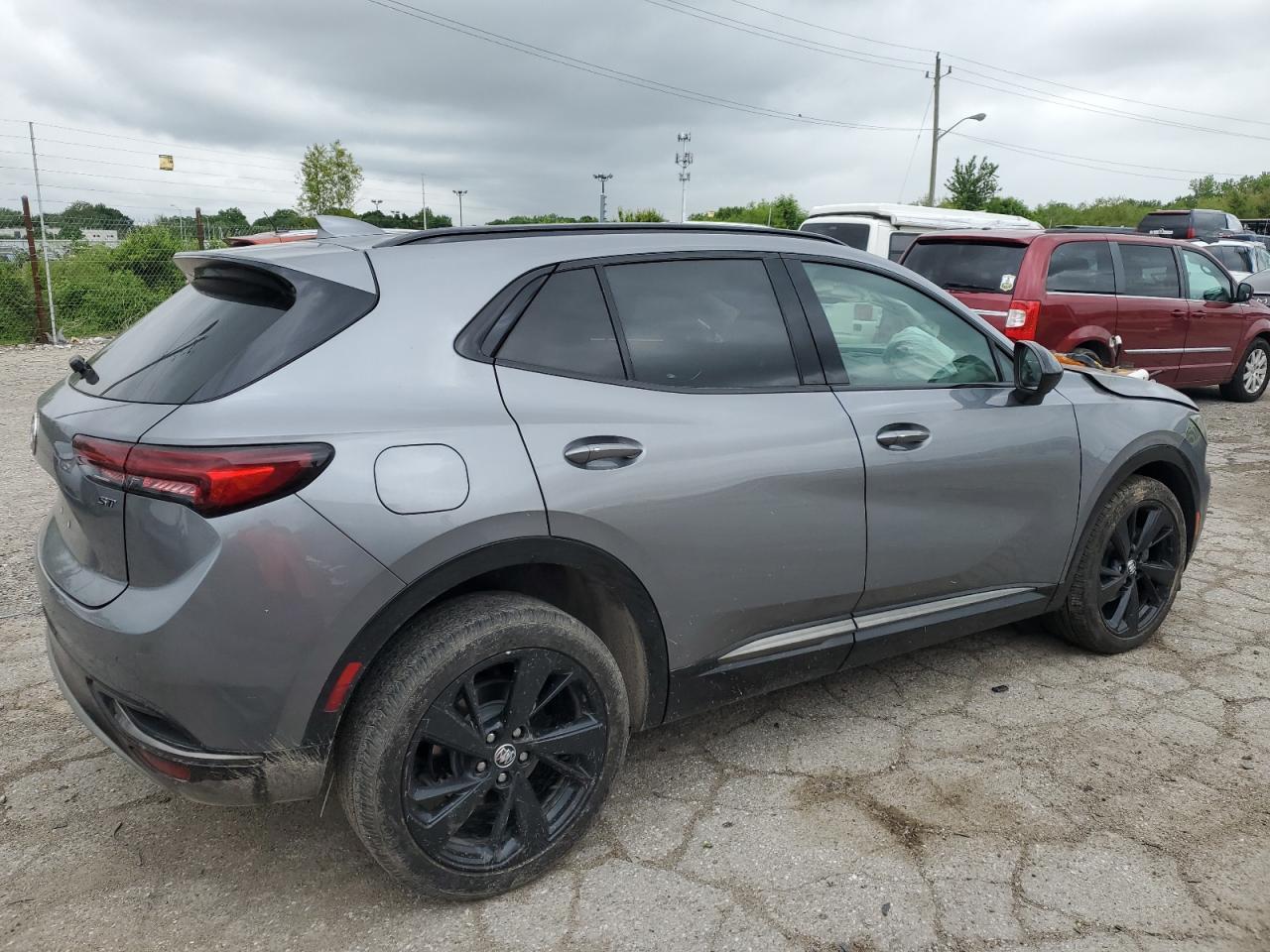 2022 Buick Envision Essence - Фото 3