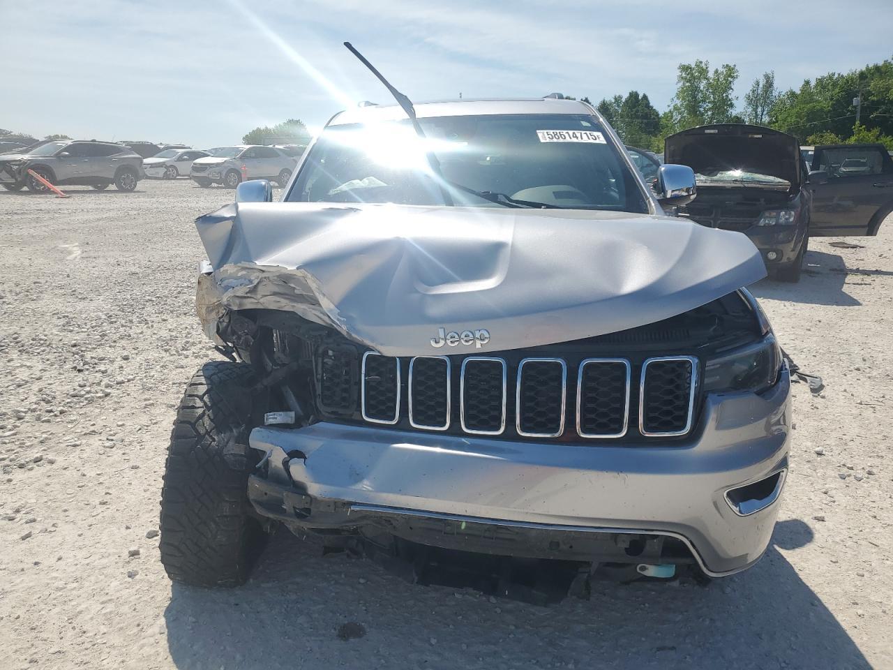 2017 Jeep Grand Cherokee Limited - Image 5