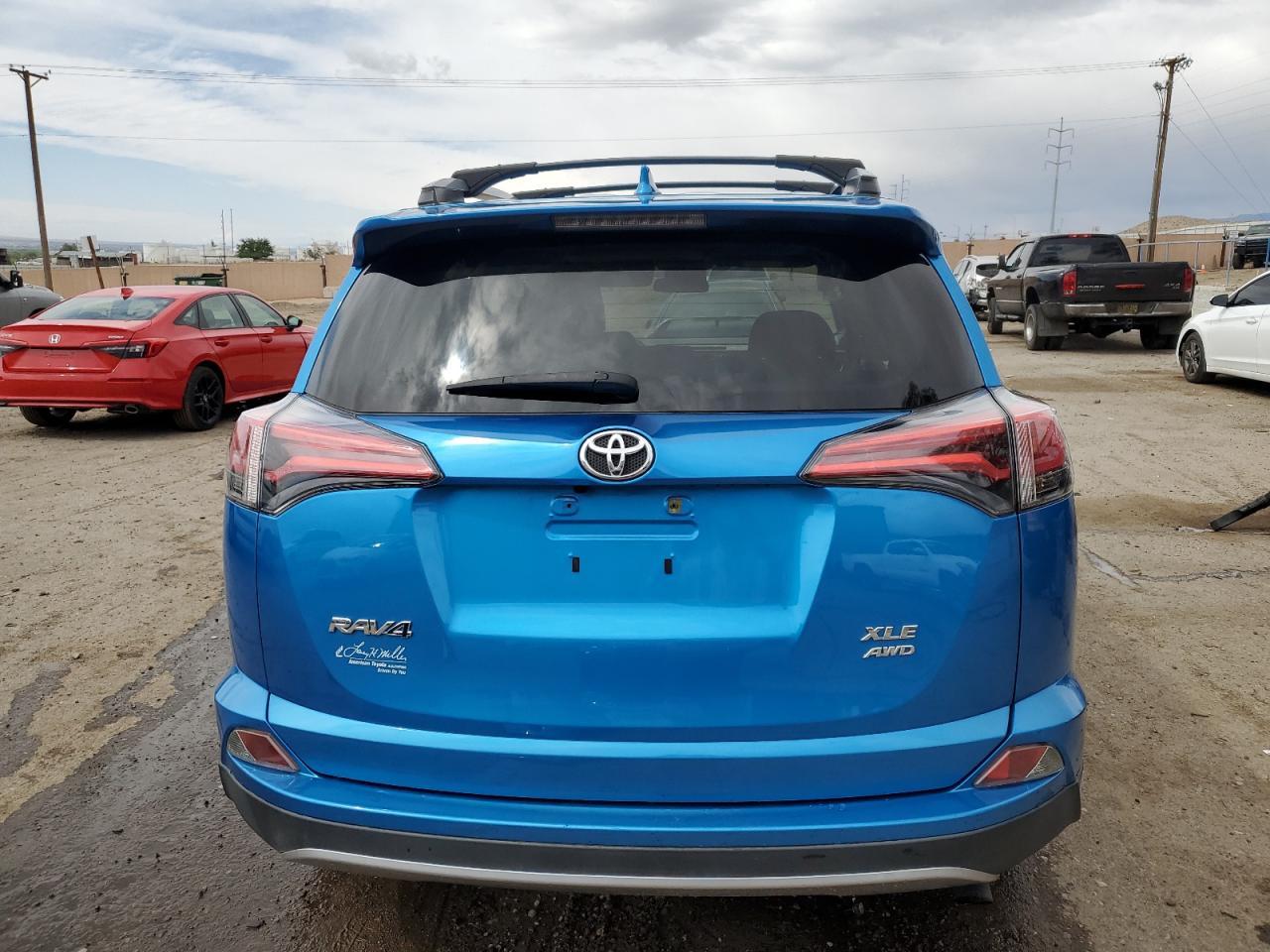2018 Toyota Rav4 Adventure - Фото 6