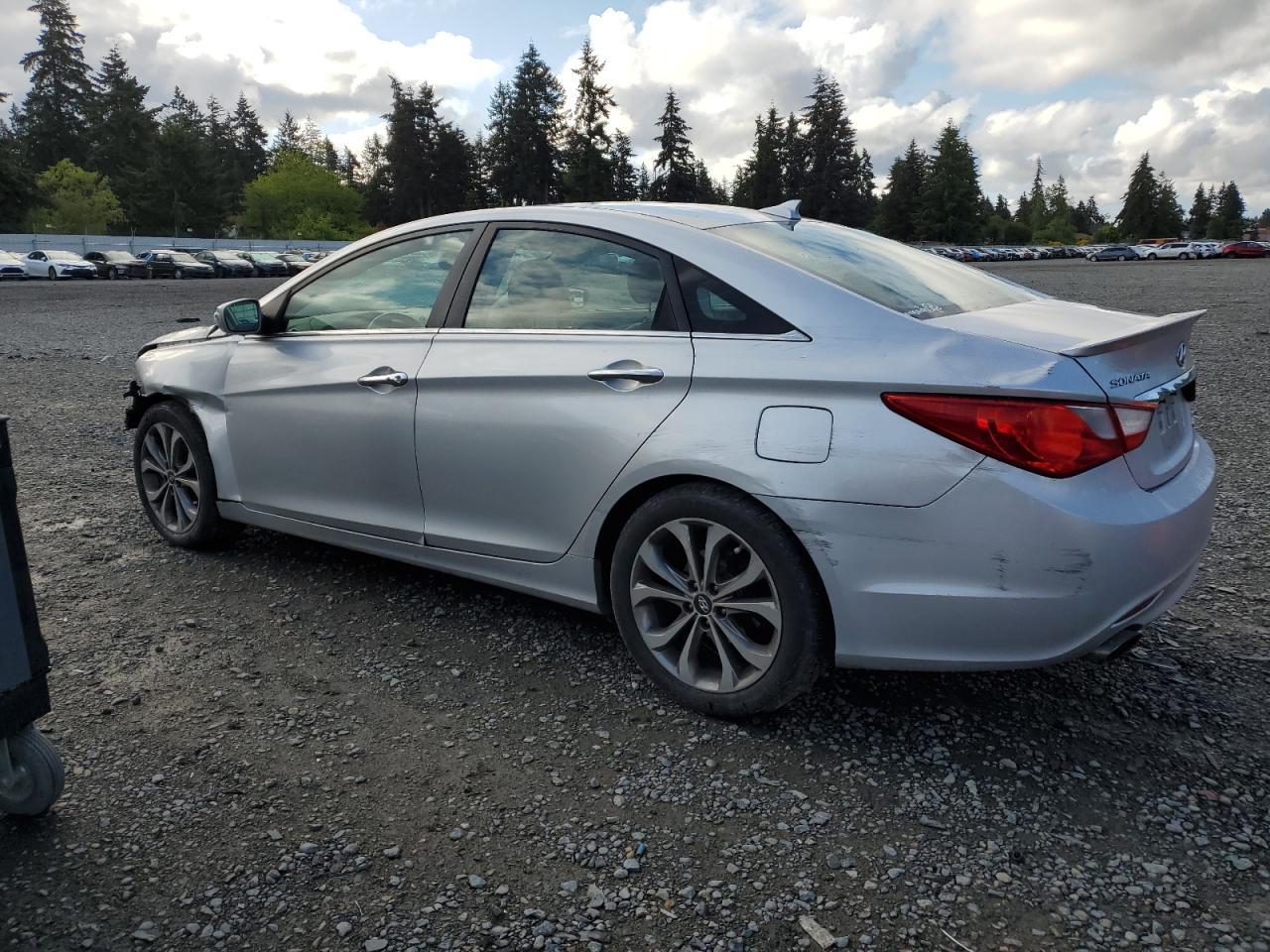 2013 Hyundai Sonata Se - Фото 2