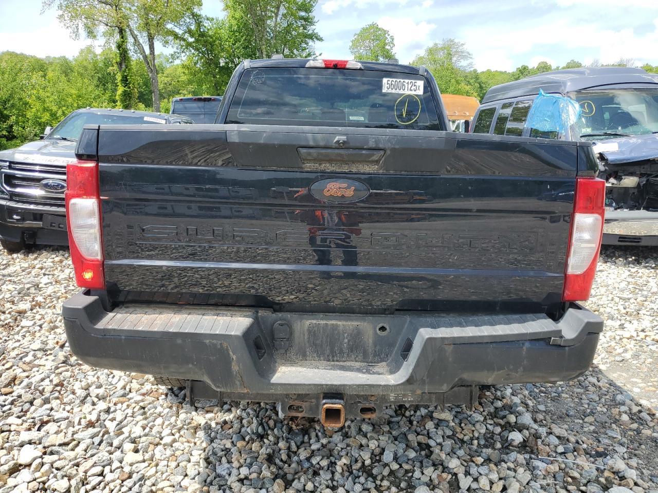 2022 Ford F350 Super Duty - Image 6