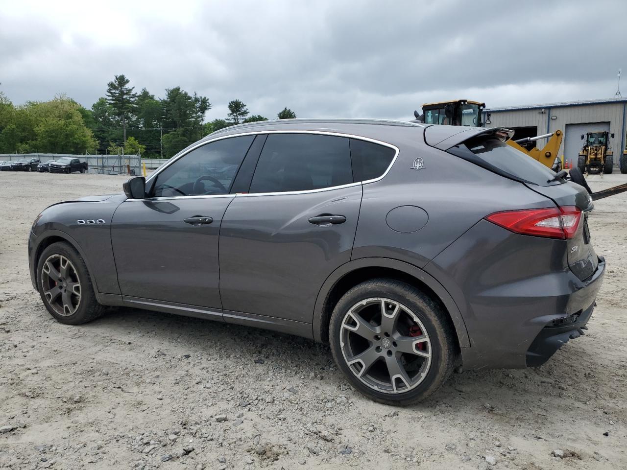 2017 Maserati Levante S Sport - Image 2