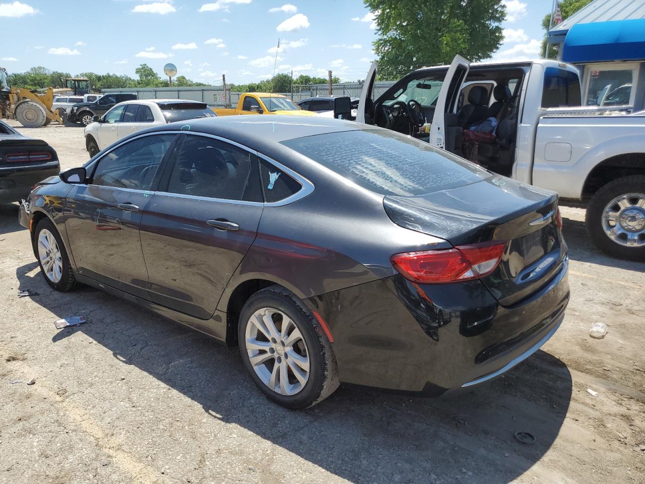 2016 Chrysler 200 Limited - Image 2