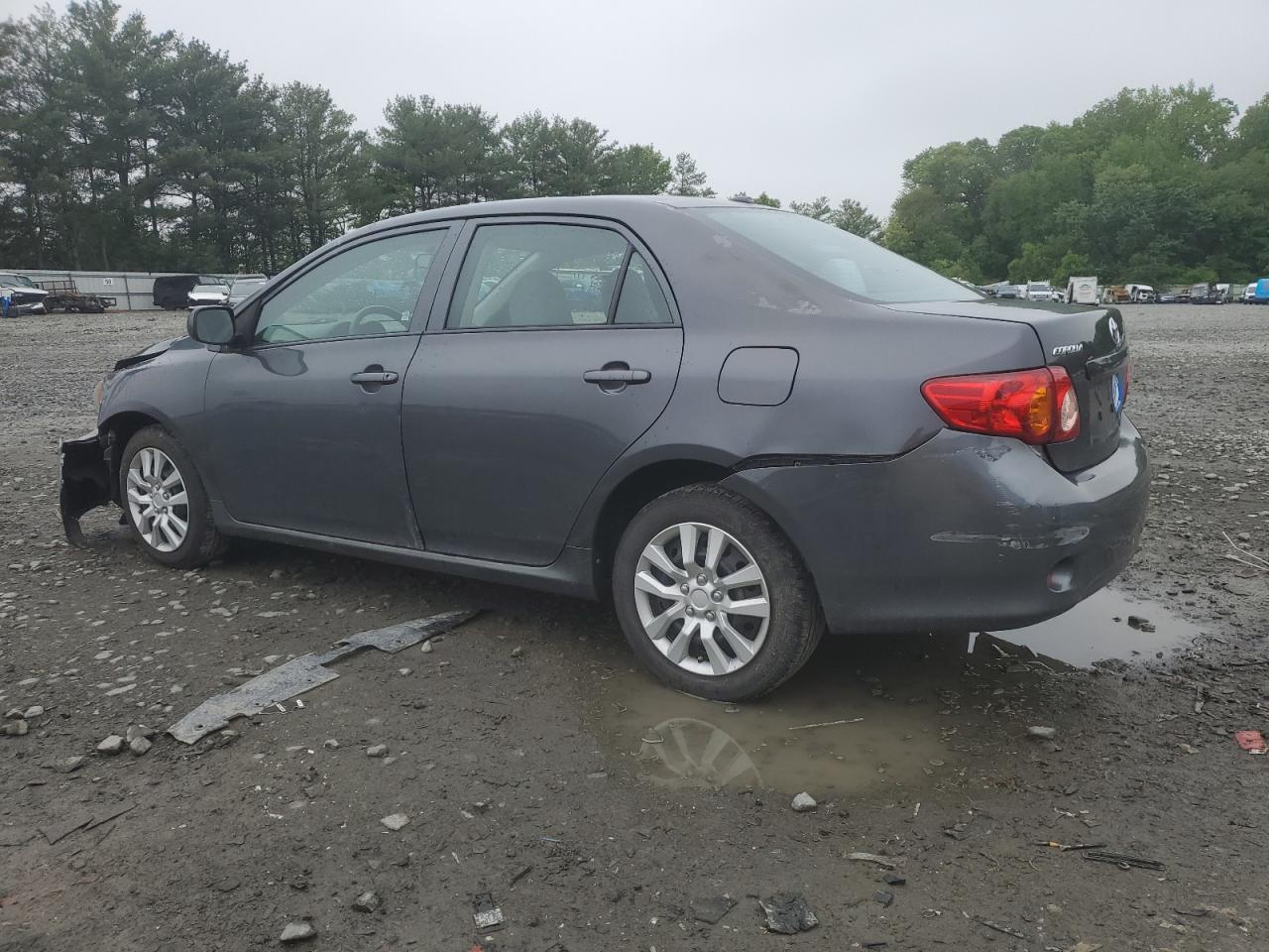 2010 Toyota Corolla Base - Фото 2