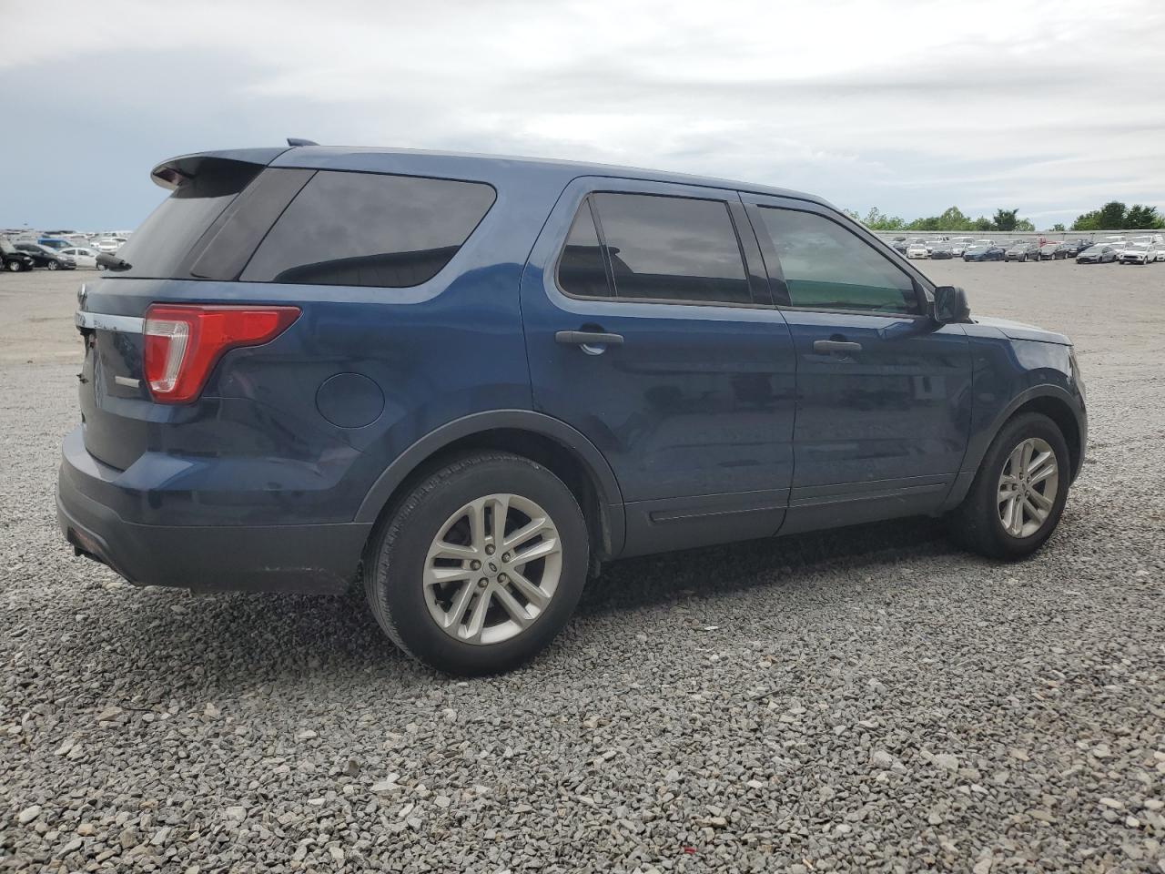 2016 Ford Explorer - Image 3