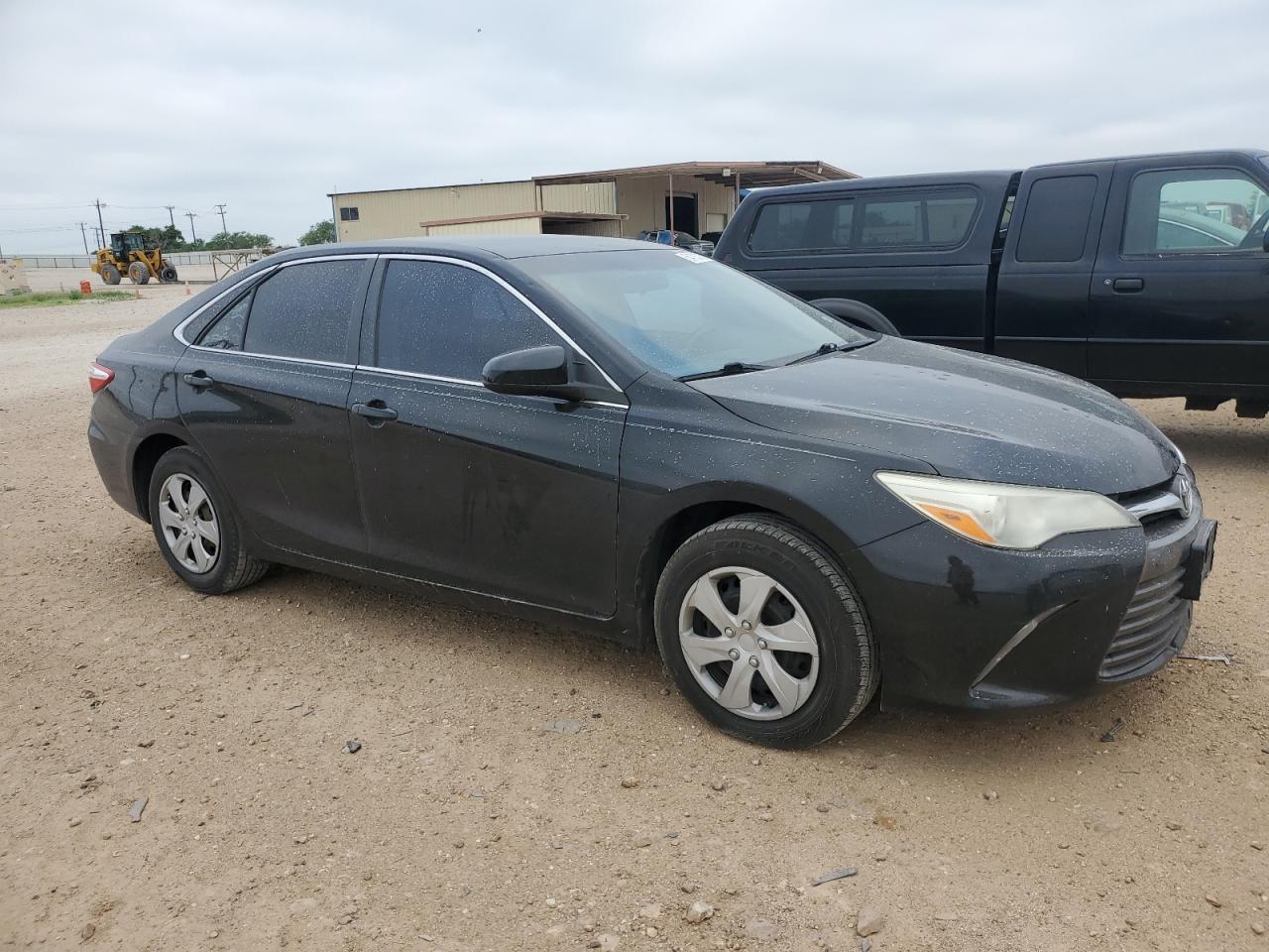 2016 Toyota Camry Le - Фото 4