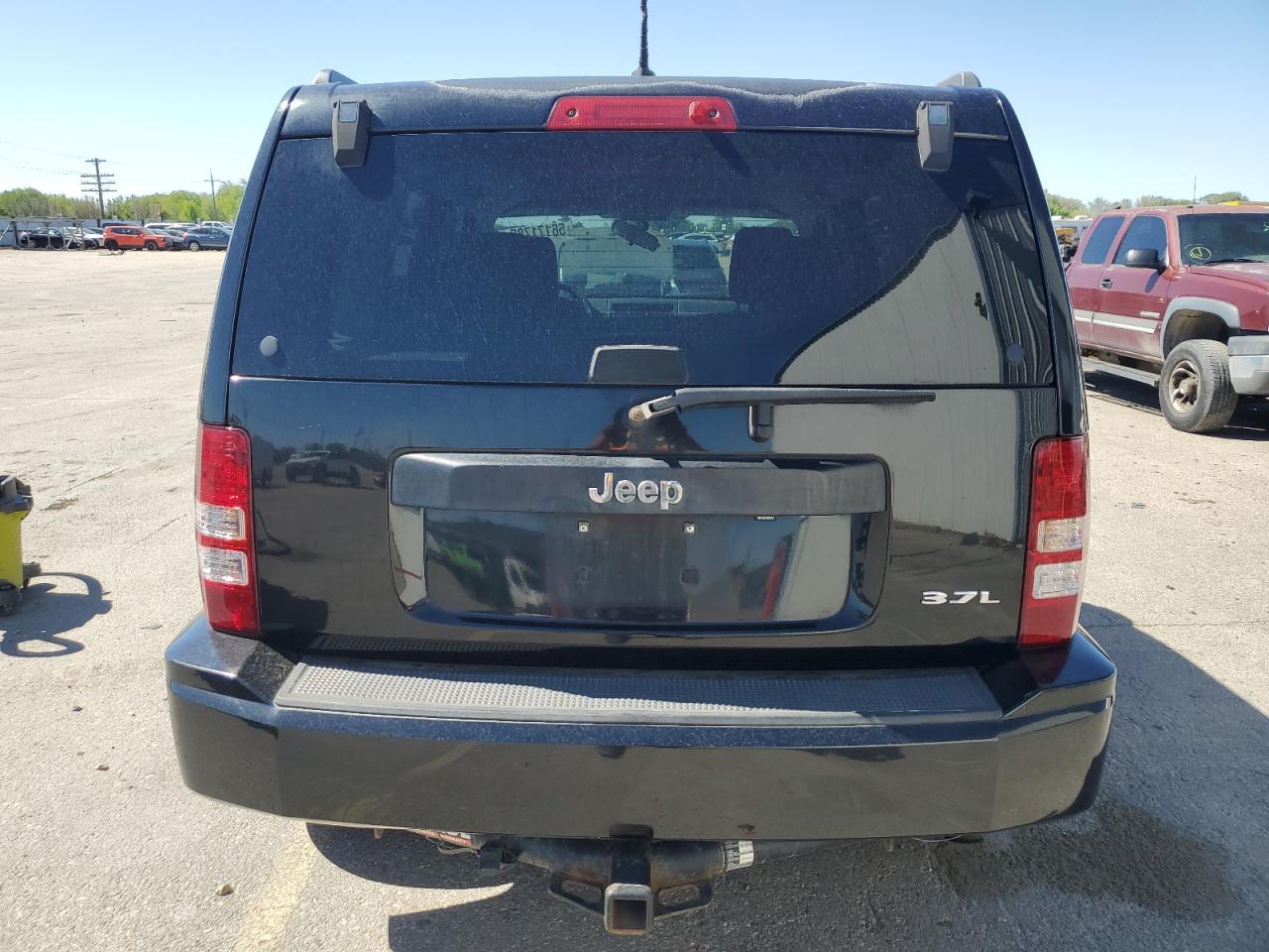 2008 Jeep Liberty Sport - Image 6