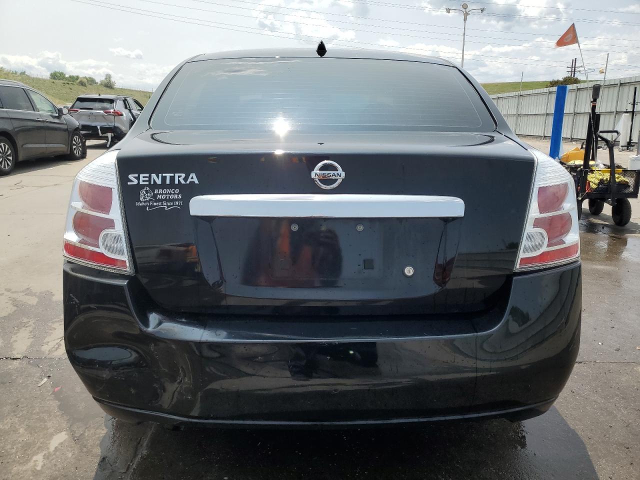 2010 Nissan Sentra 2.0 - Image 6