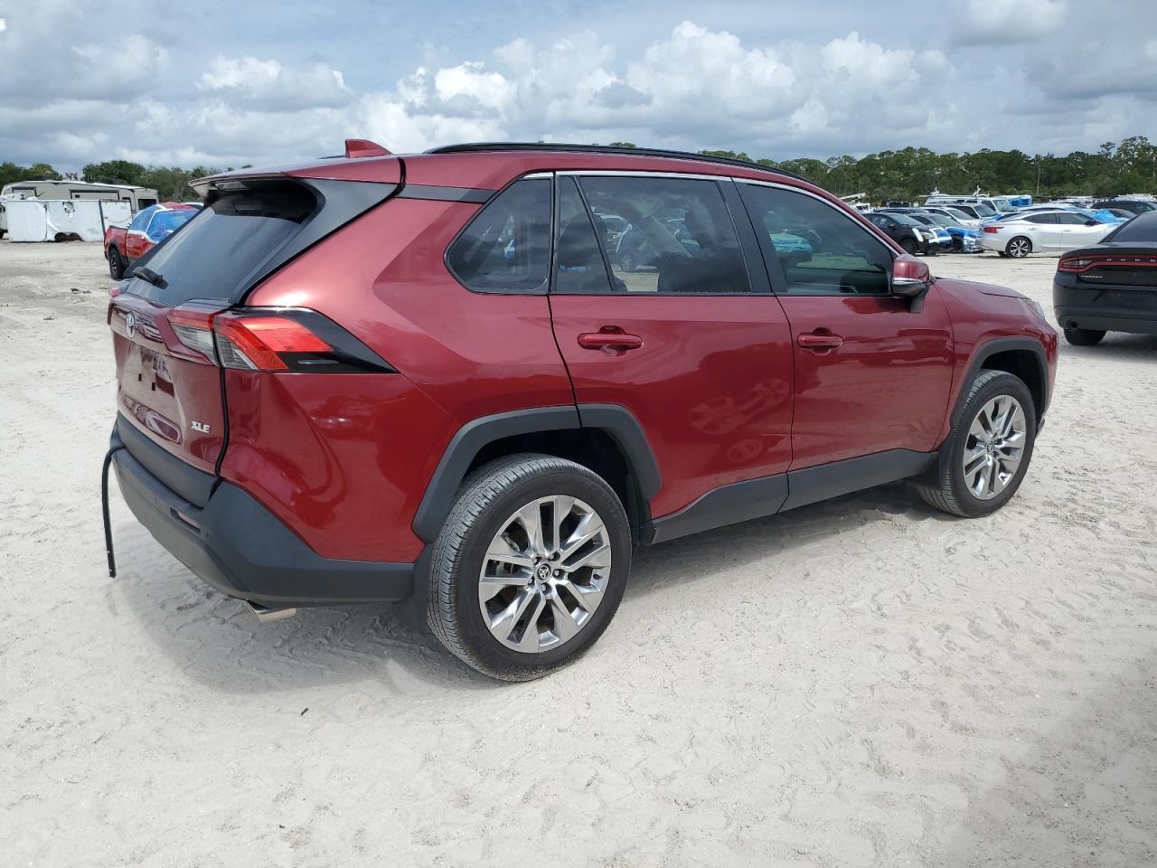 2024 Toyota Rav4 Xle Premium - Фото 3