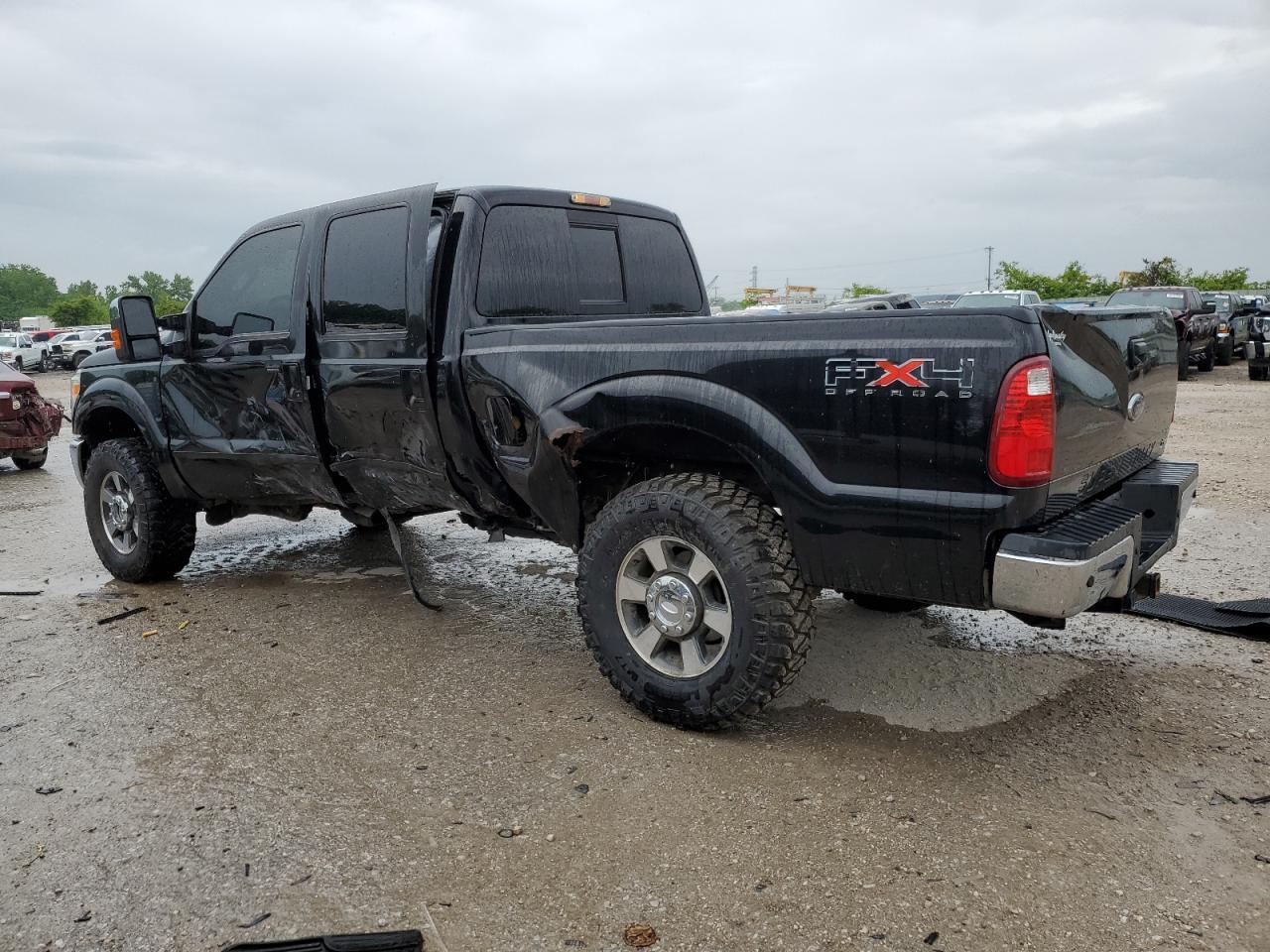 2011 Ford F250 Super Duty - Фото 2