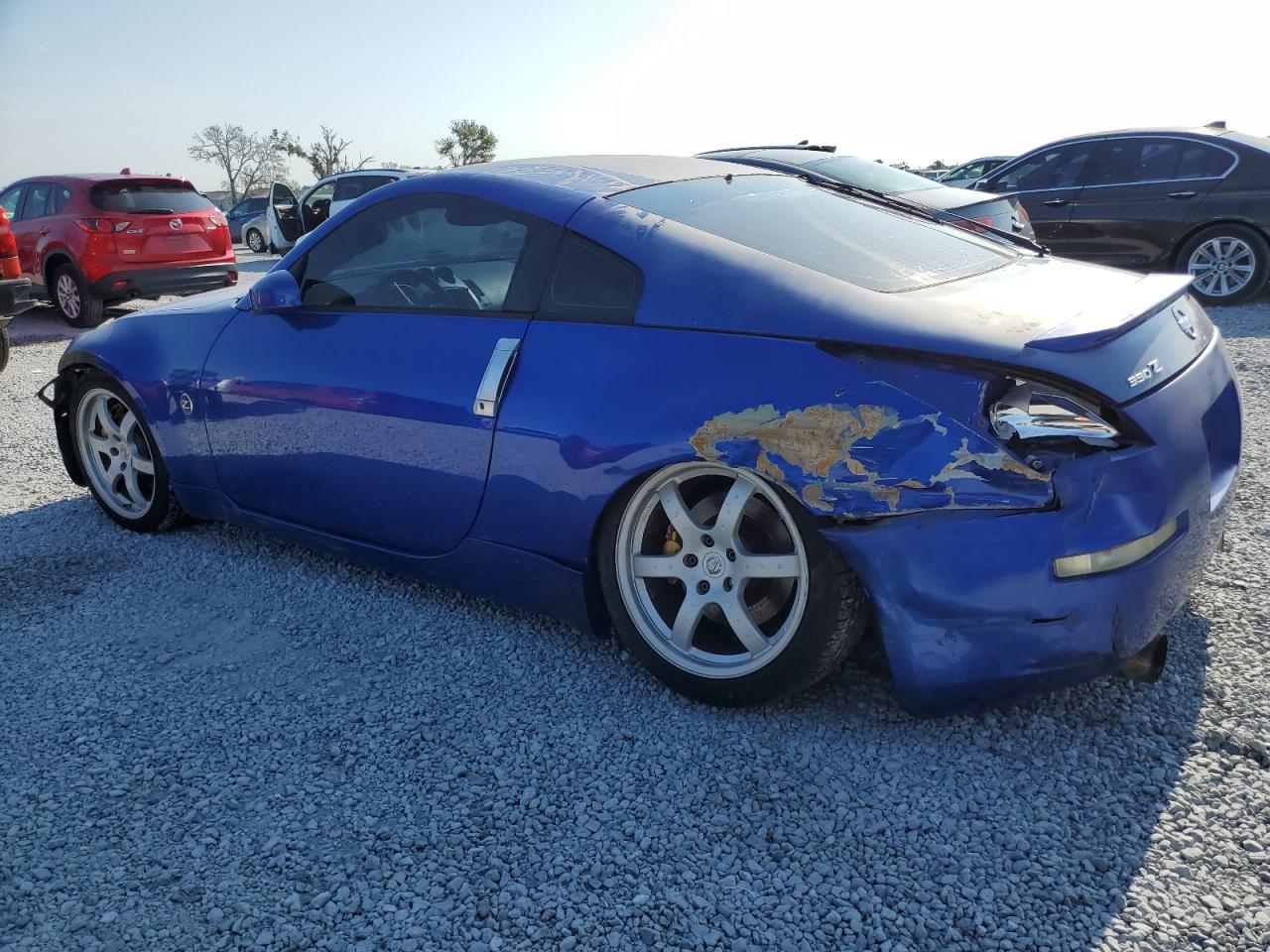 2003 Nissan 350Z Coupe - Image 2