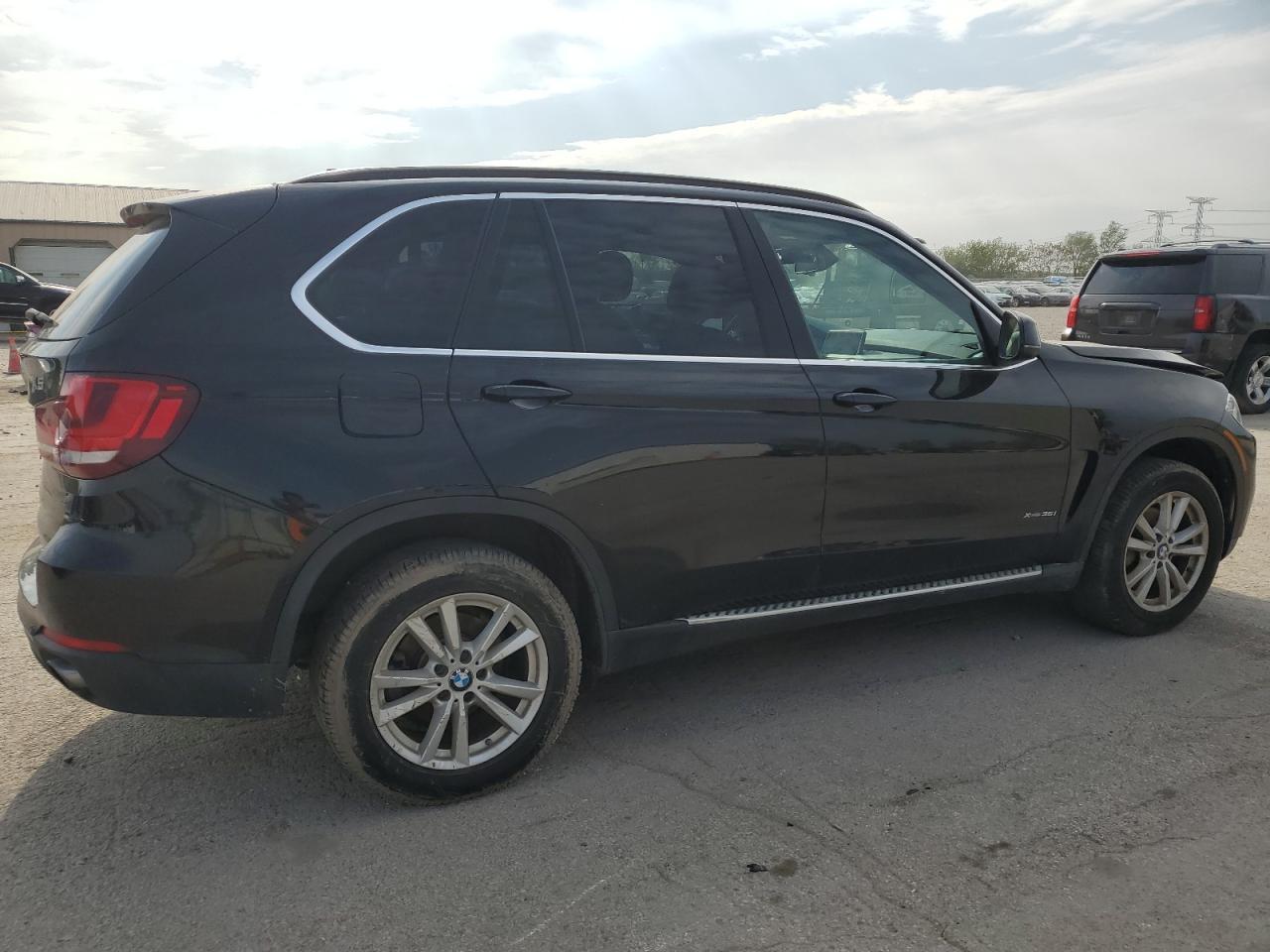 2015 BMW X5 xDrive35I - Фото 3