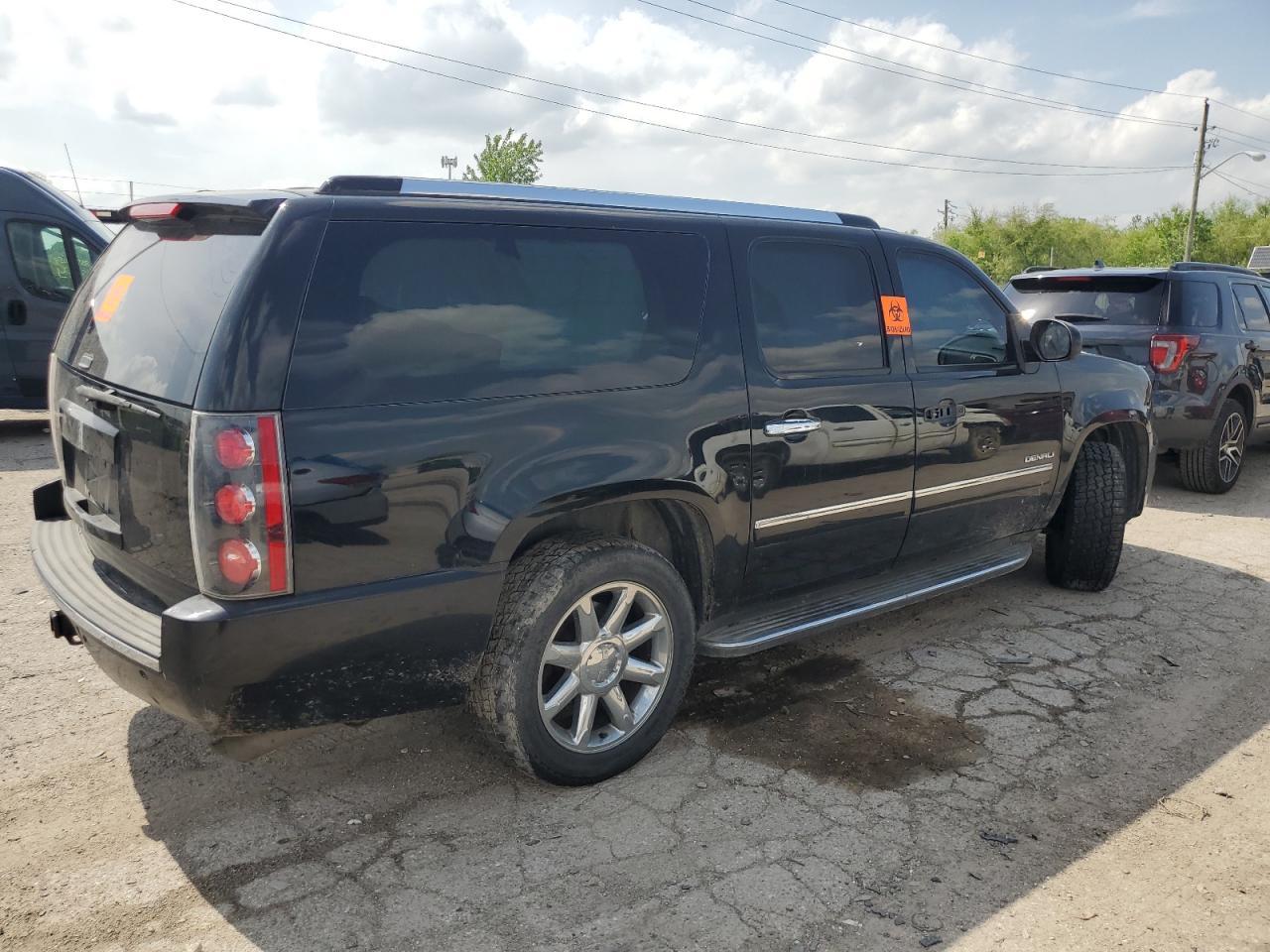 2010 GMC Yukon Xl Denali - Image 3