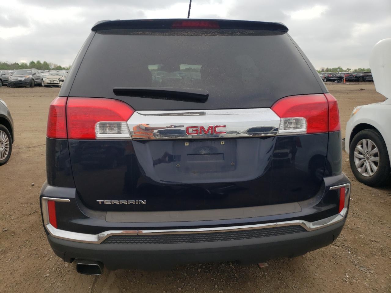 2017 GMC Terrain - Image 6