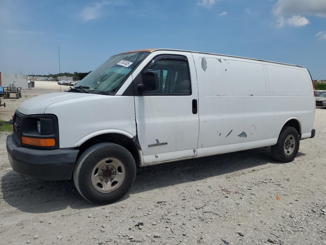 2005 GMC Savana G2500