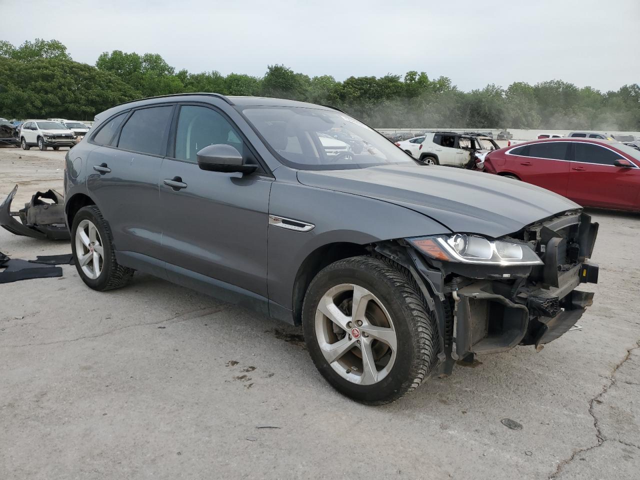 2018 Jaguar F-Pace Premium - Image 4