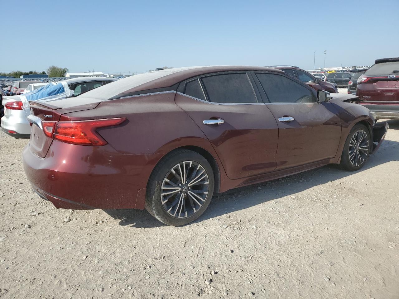 2017 Nissan Maxima 3.5S - Фото 3