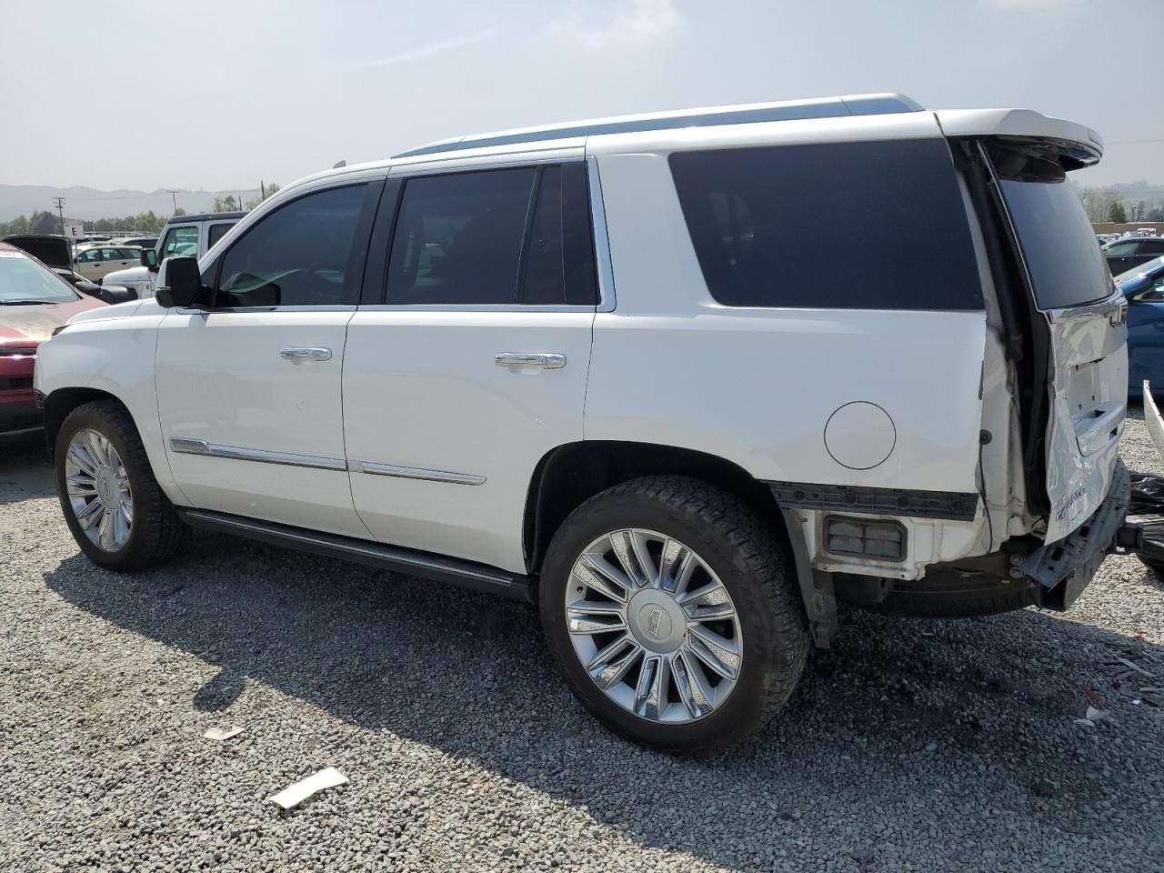 2018 Cadillac Escalade Platinum - Image 2