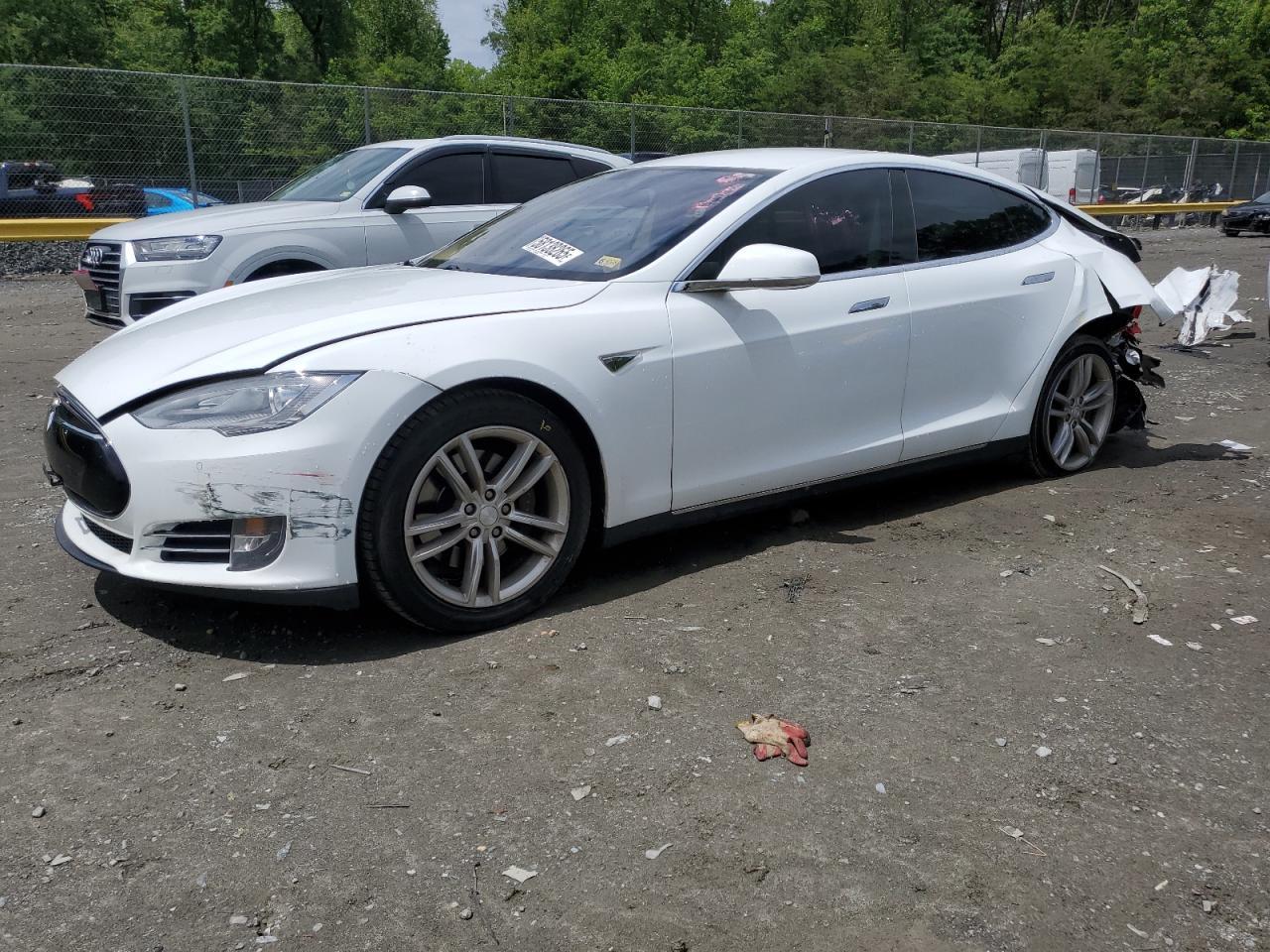 2014 Tesla Model S