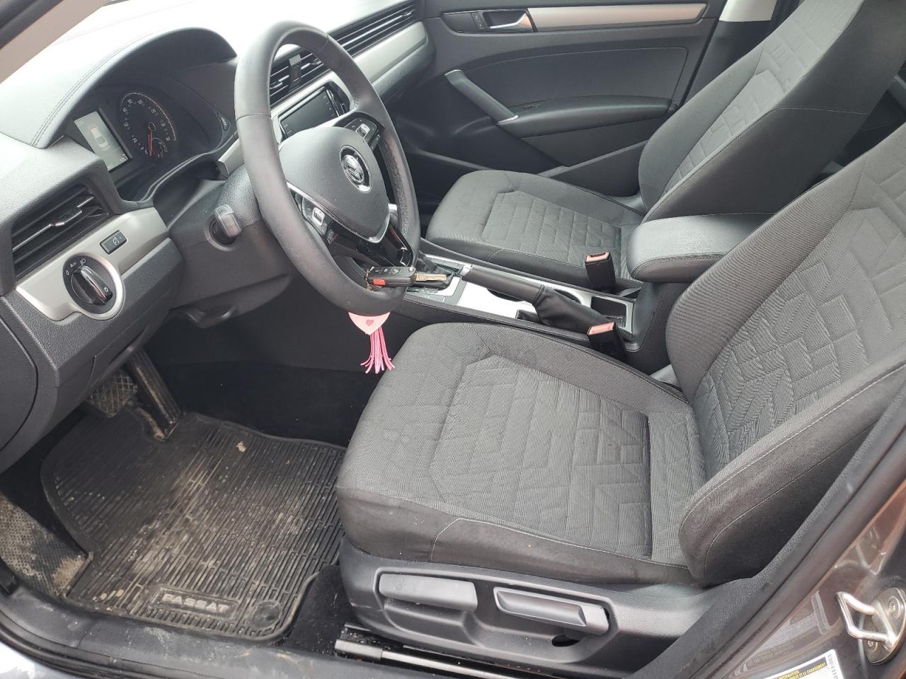 2021 Volkswagen Passat S - Фото 7