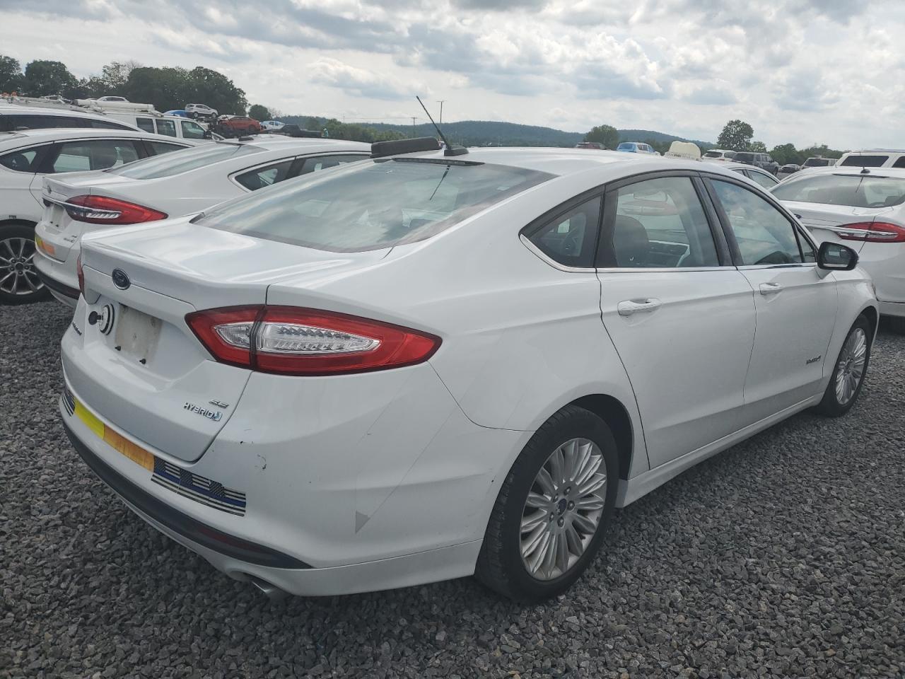 2015 Ford Fusion Se Hybrid - Фото 3