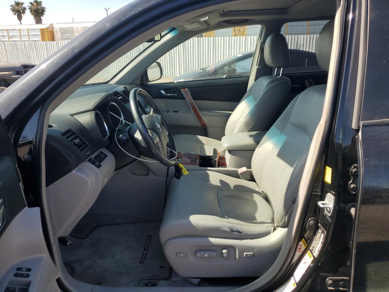 2009 Toyota Highlander Limited - Image 7
