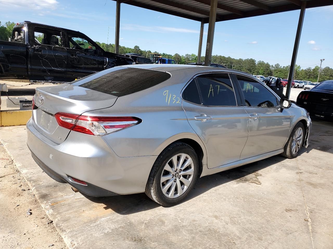 2018 Toyota Camry L - Image 3