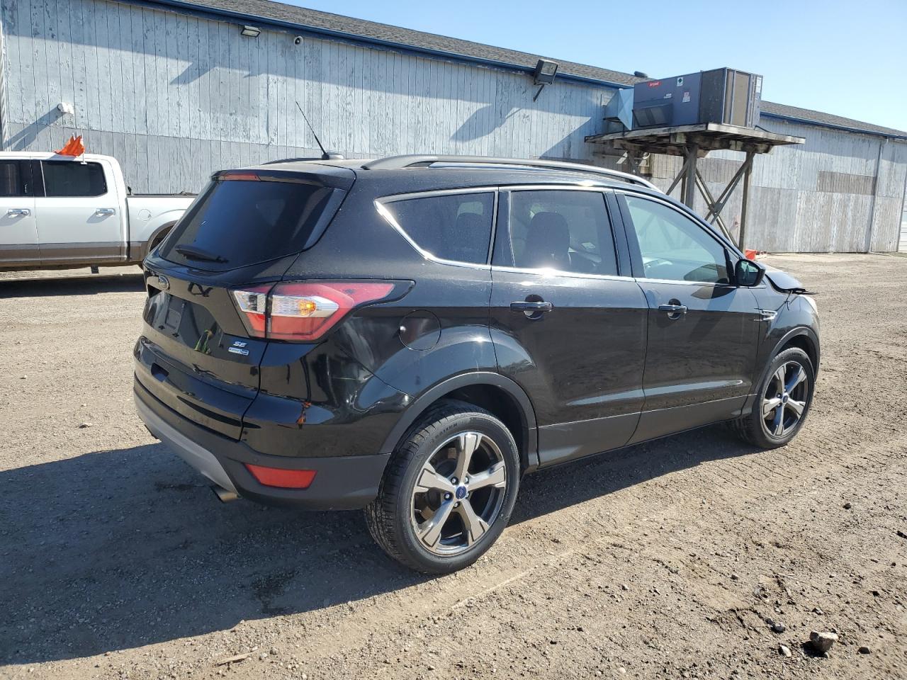 2017 Ford Escape Se - Фото 3