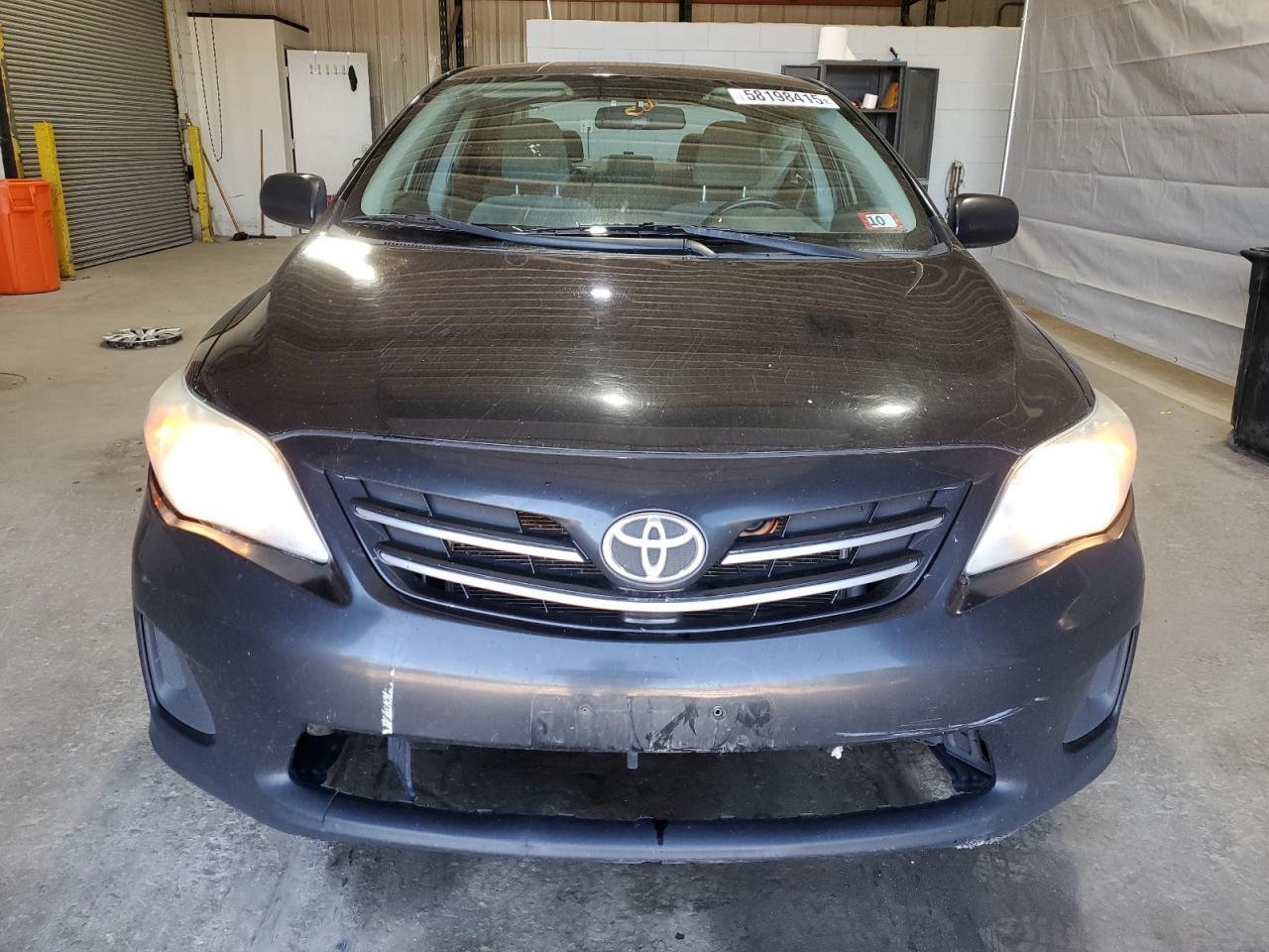 2013 Toyota Corolla Le - Фото 5