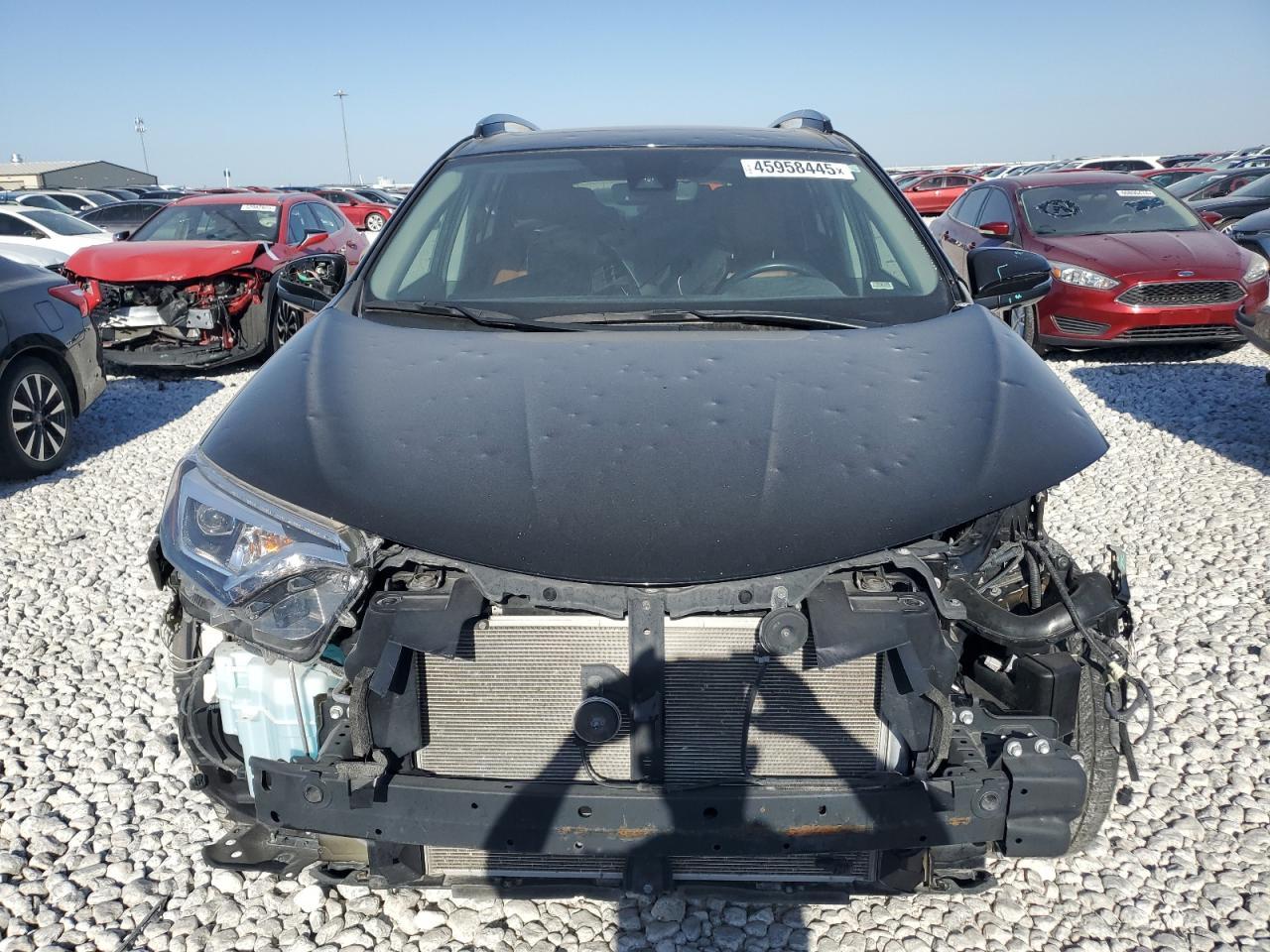 2017 Toyota Rav4 Limited - Image 5