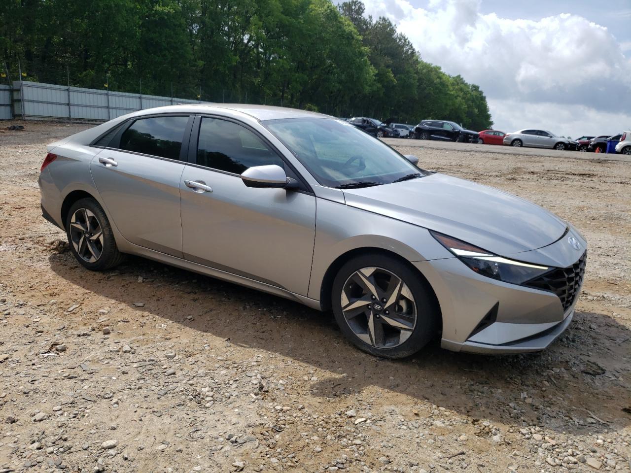 2023 Hyundai Elantra Sel - Фото 4