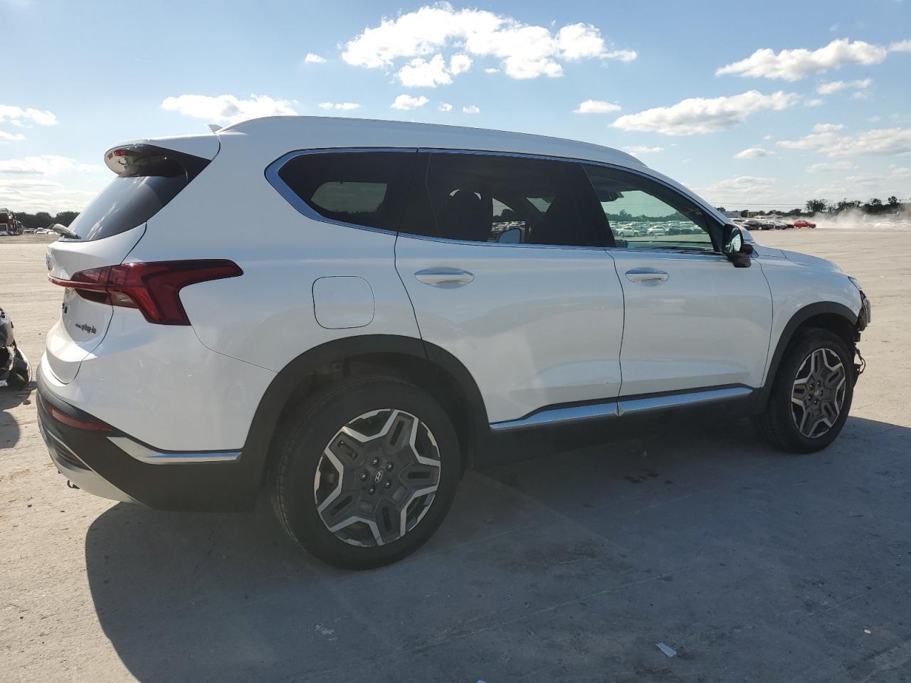 2022 Hyundai Santa Fe Limited - Фото 3